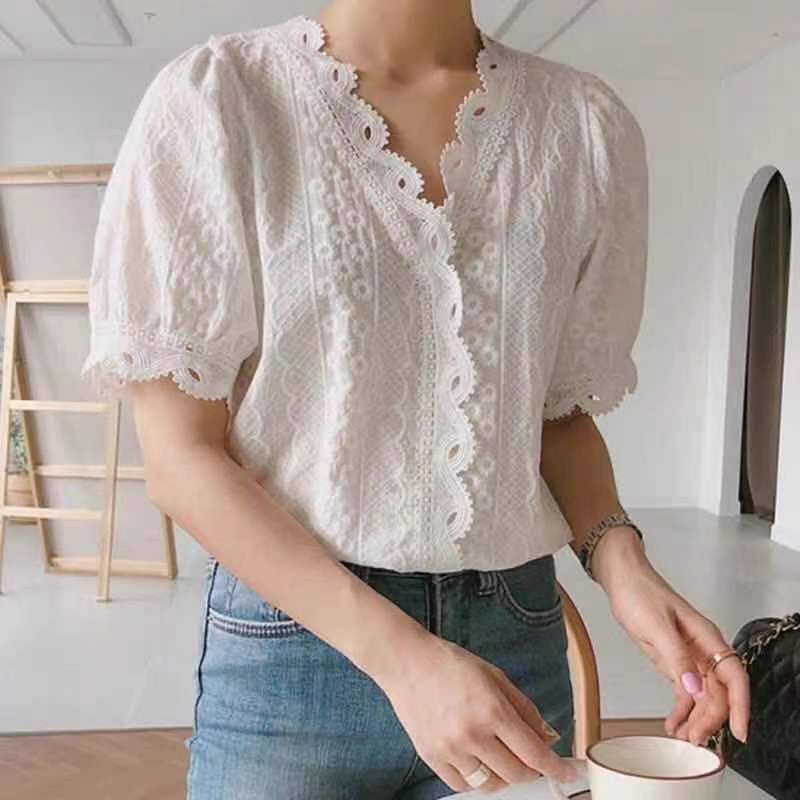 Summer Sweet V-neck Lace Puff Sleeve Shirt