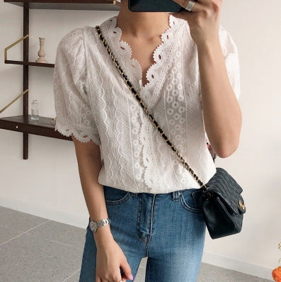 Summer Sweet V-neck Lace Puff Sleeve Shirt