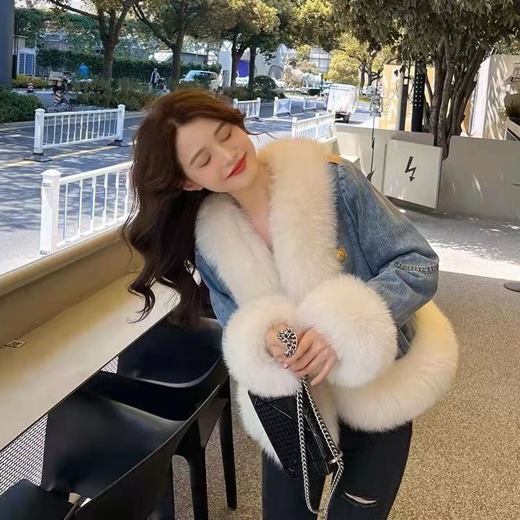 Winter New Fox Fur Fur Short Goose Down Young Coat For Women